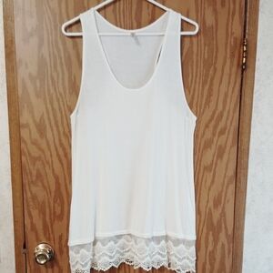 Angel Heart White Scoop Neck Tank Top with Lace Trim